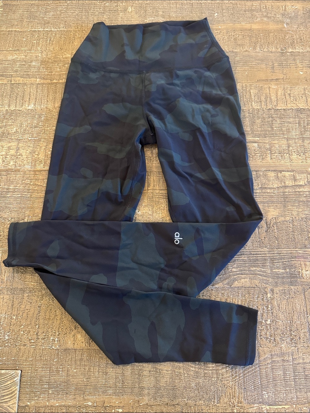 Alo Black and dark green Camo High-Waist Leggings